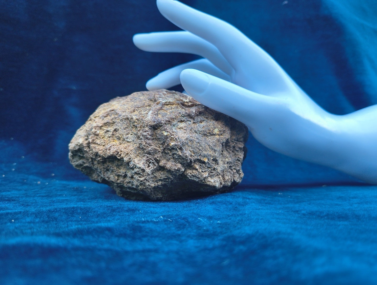 2+ lb Large Unopened Kentucky Geode, 3-5 Inch, Break Your Own Quartz Crystal – Fishing Creek, KY